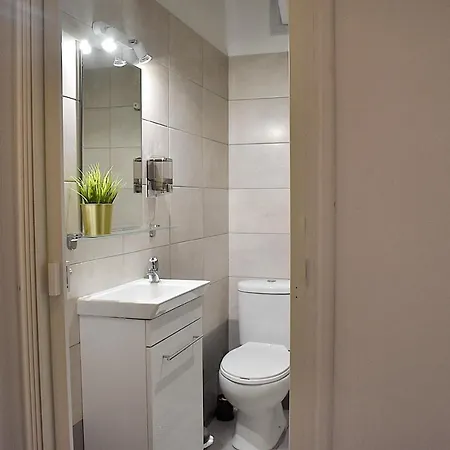 Check Point - Acropolis Appartement *